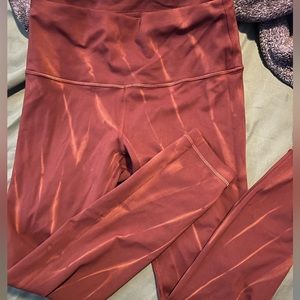 LIKE NEW Wunder Train Size 8. 25” length